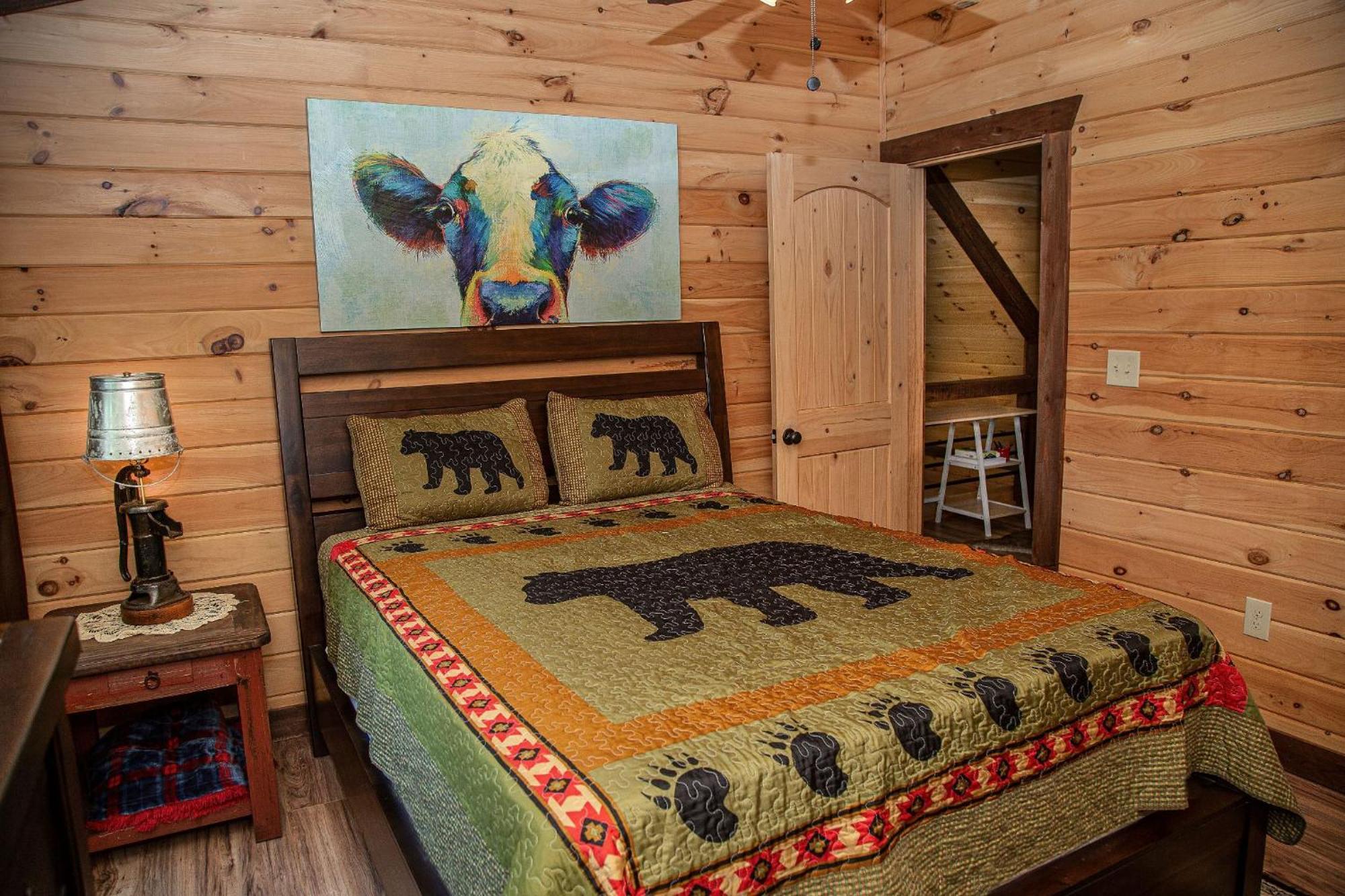 Adore The Smores Rustic Mountain Charm Outdoor Spaces And A Cozy Hot Tub Blue Ridge Eksteriør bilde