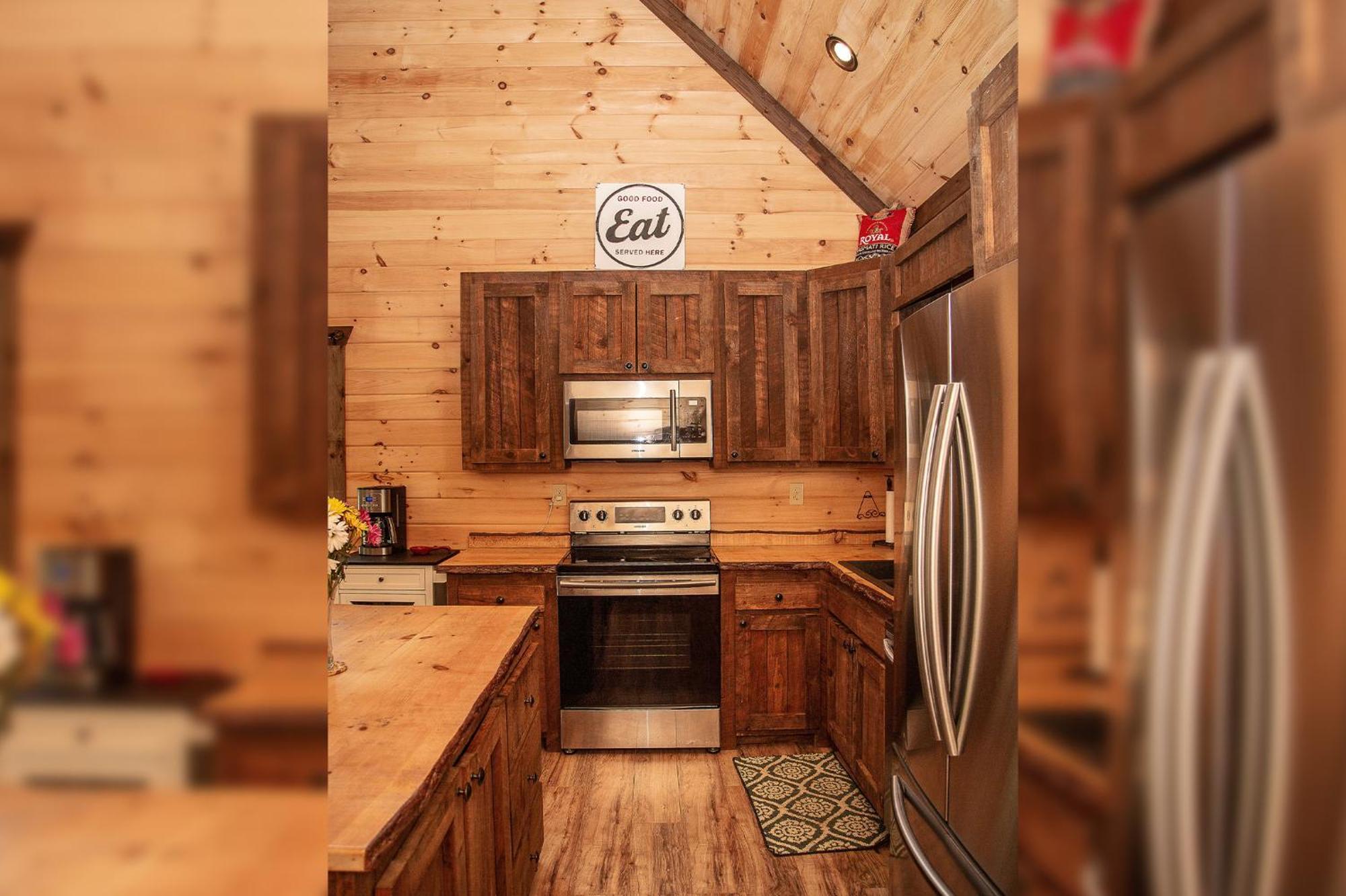 Adore The Smores Rustic Mountain Charm Outdoor Spaces And A Cozy Hot Tub Blue Ridge Eksteriør bilde